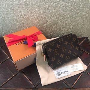 Louis Vuitton Toiletry Pouch 15 - Discontinued
